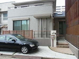 アクセントのある門柱　愛知県名古屋市２